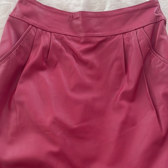 Alannah Hill leather mini skirt in size 8 - Picture 2 of 4